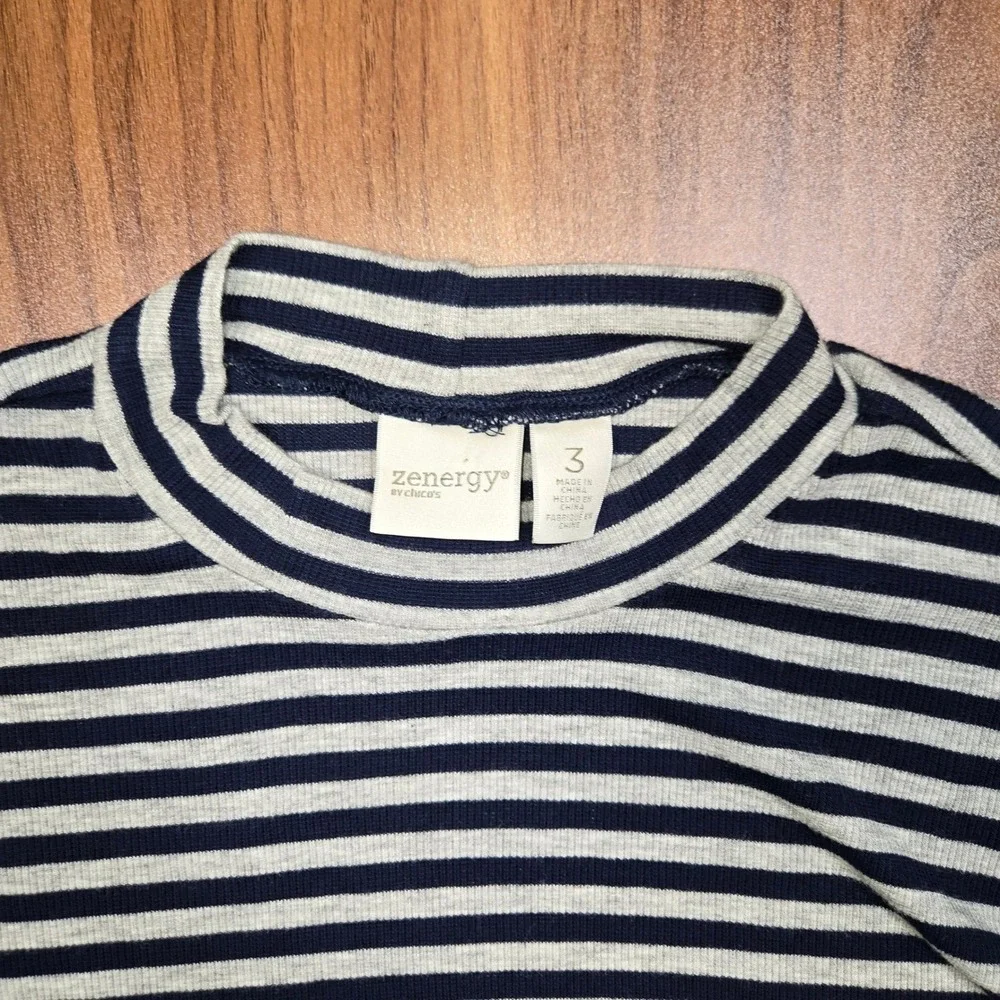 Zenergy by Chicos Womens Navy Gray Striped Ribbed Mock Neck Long Sleeve Top Sz 3